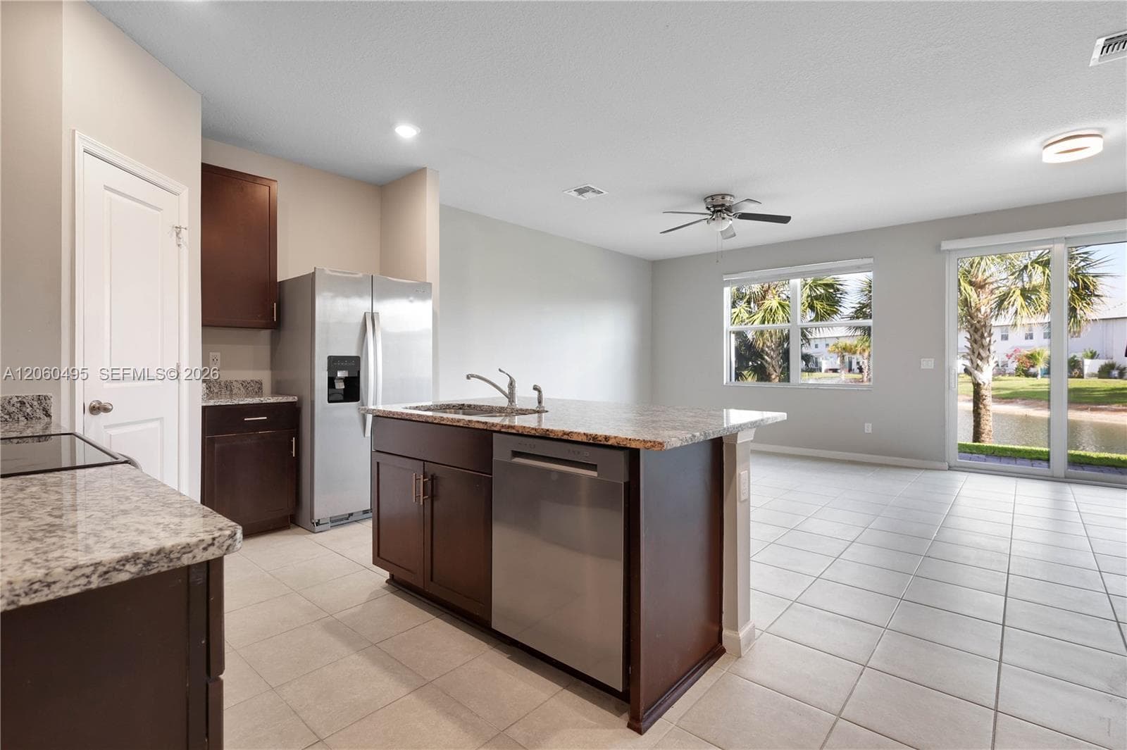 1761 Lindley St, West Palm Beach FL 33407 photo 2
