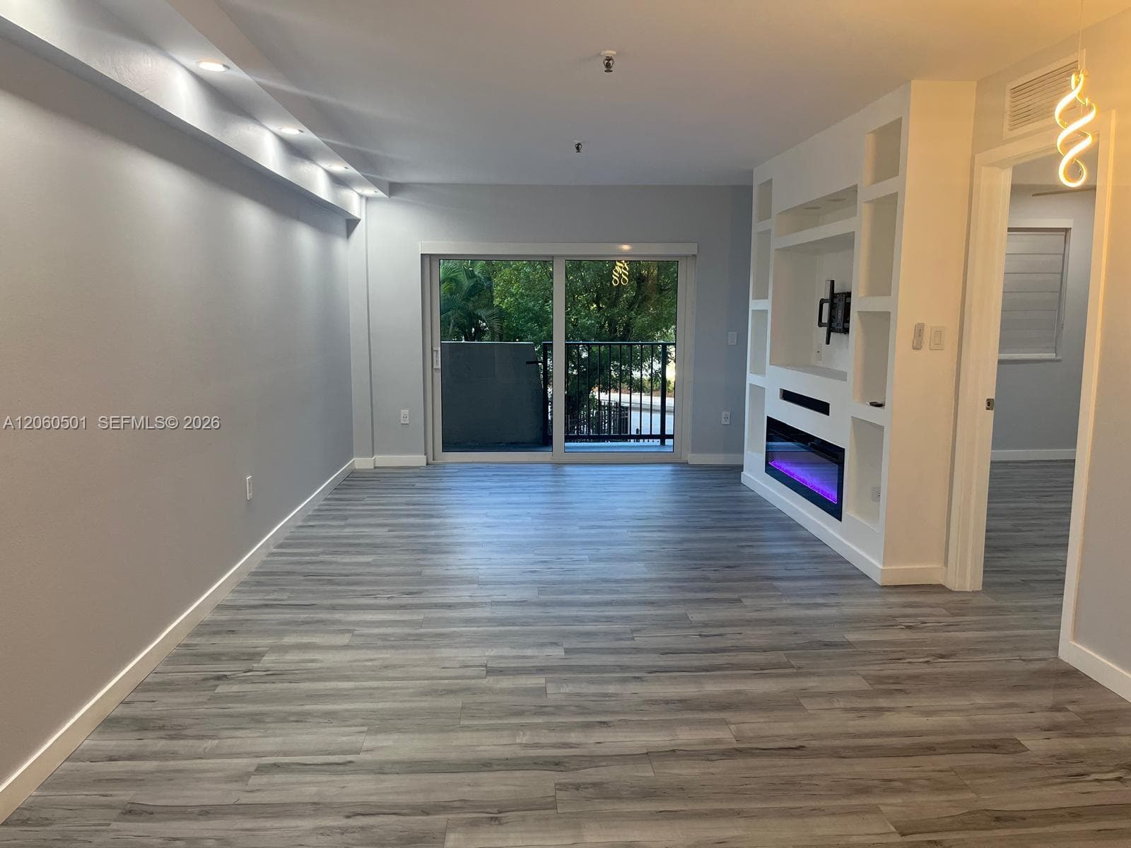 201 180th Dr # 107, Sunny Isles Beach FL 33160 photo 5
