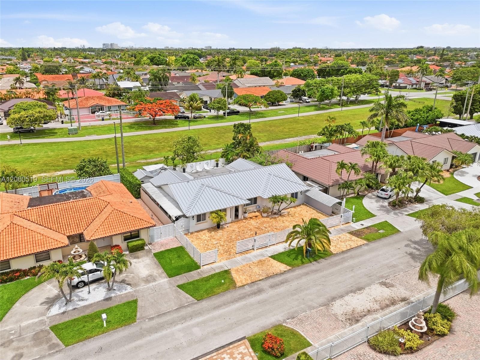 323 NW 136th Pl, Miami FL 33182 photo 3