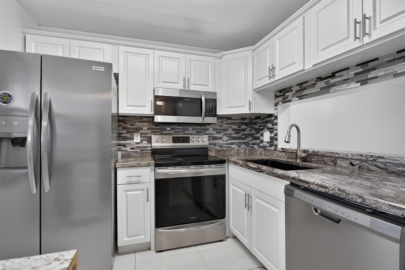 5540 Lakeside Drive # 102, Margate FL 33063 photo 5