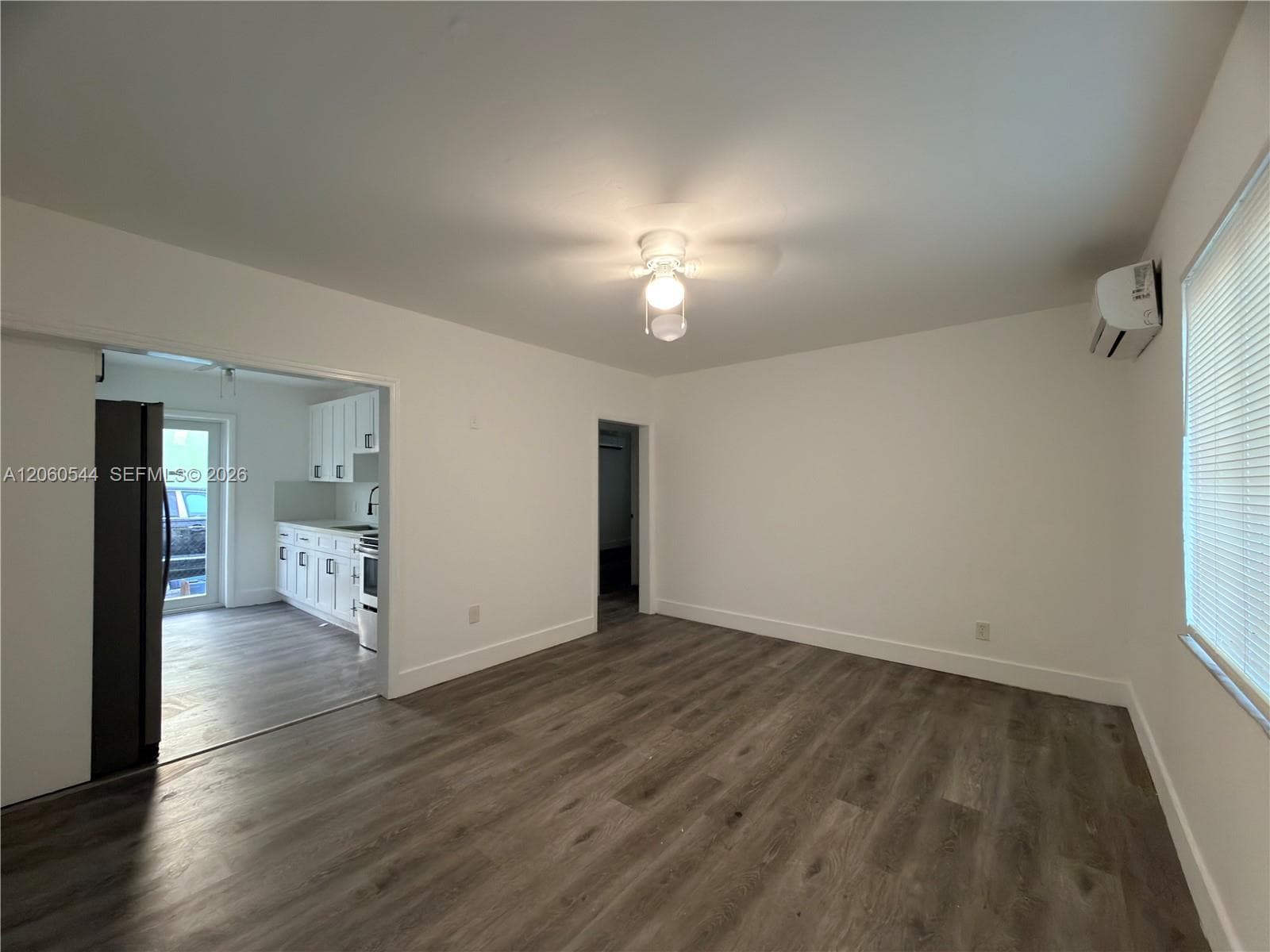 1035 Atlantic Ave, Opa-Locka FL 33054 photo 5
