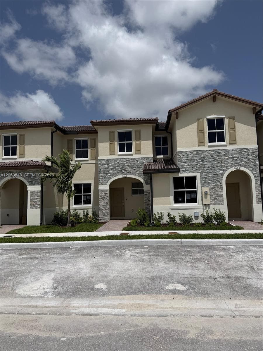 2664 SE 25th Rd # 2664, Homestead FL 33035