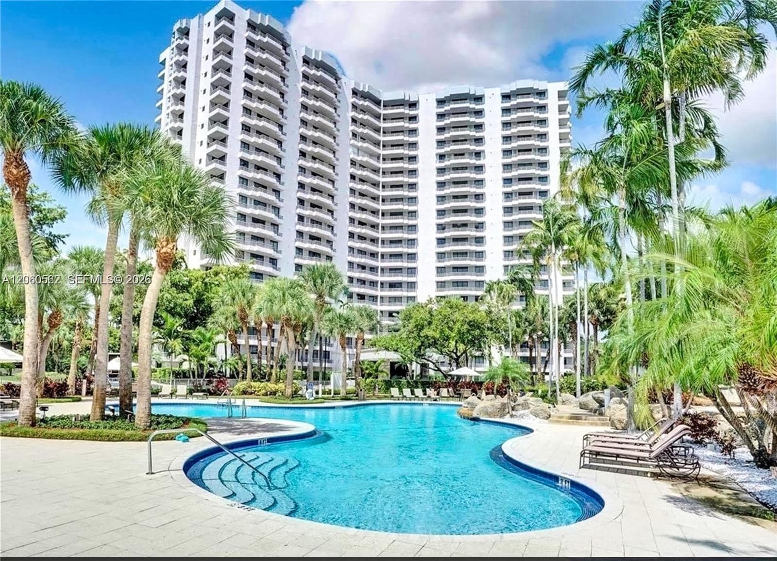 3300 NE 191st St # 501, Aventura FL 33180