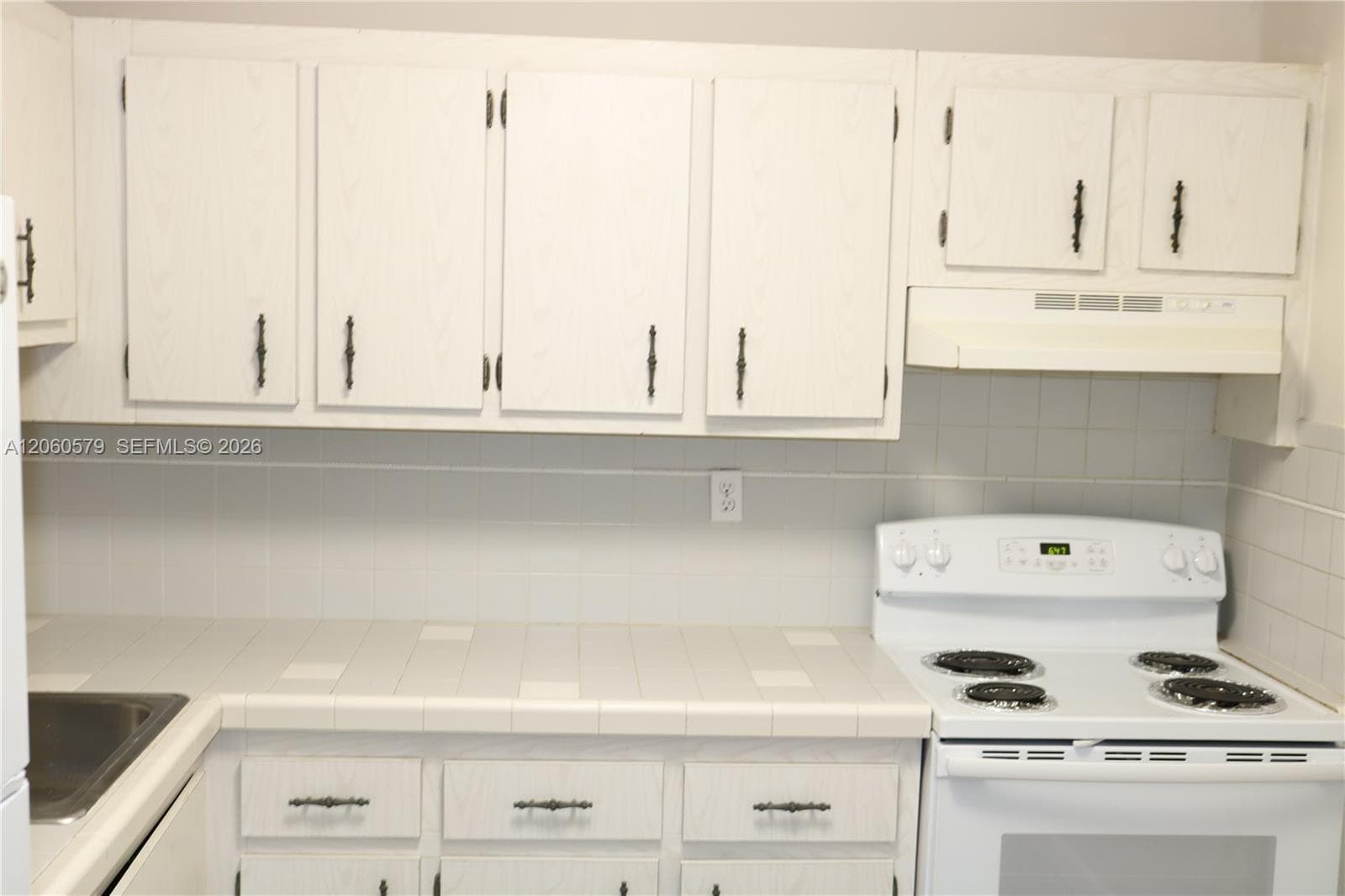 7825 Camino Real # 111, Miami FL 33143