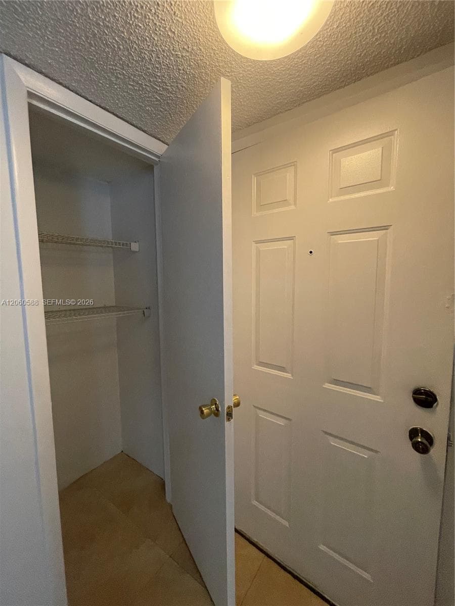 530 S Park Rd # 11, Hollywood FL 33021 photo 5