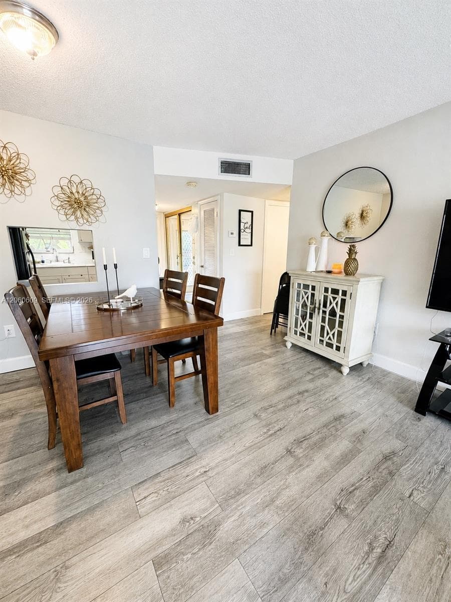 8345 Sunrise Lakes Blvd # 203, Sunrise FL 33322 photo 5
