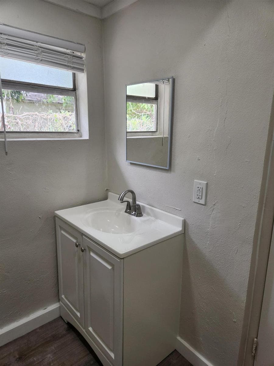 134 W 24TH W # 1, Riviera Beach FL 33404 photo 4
