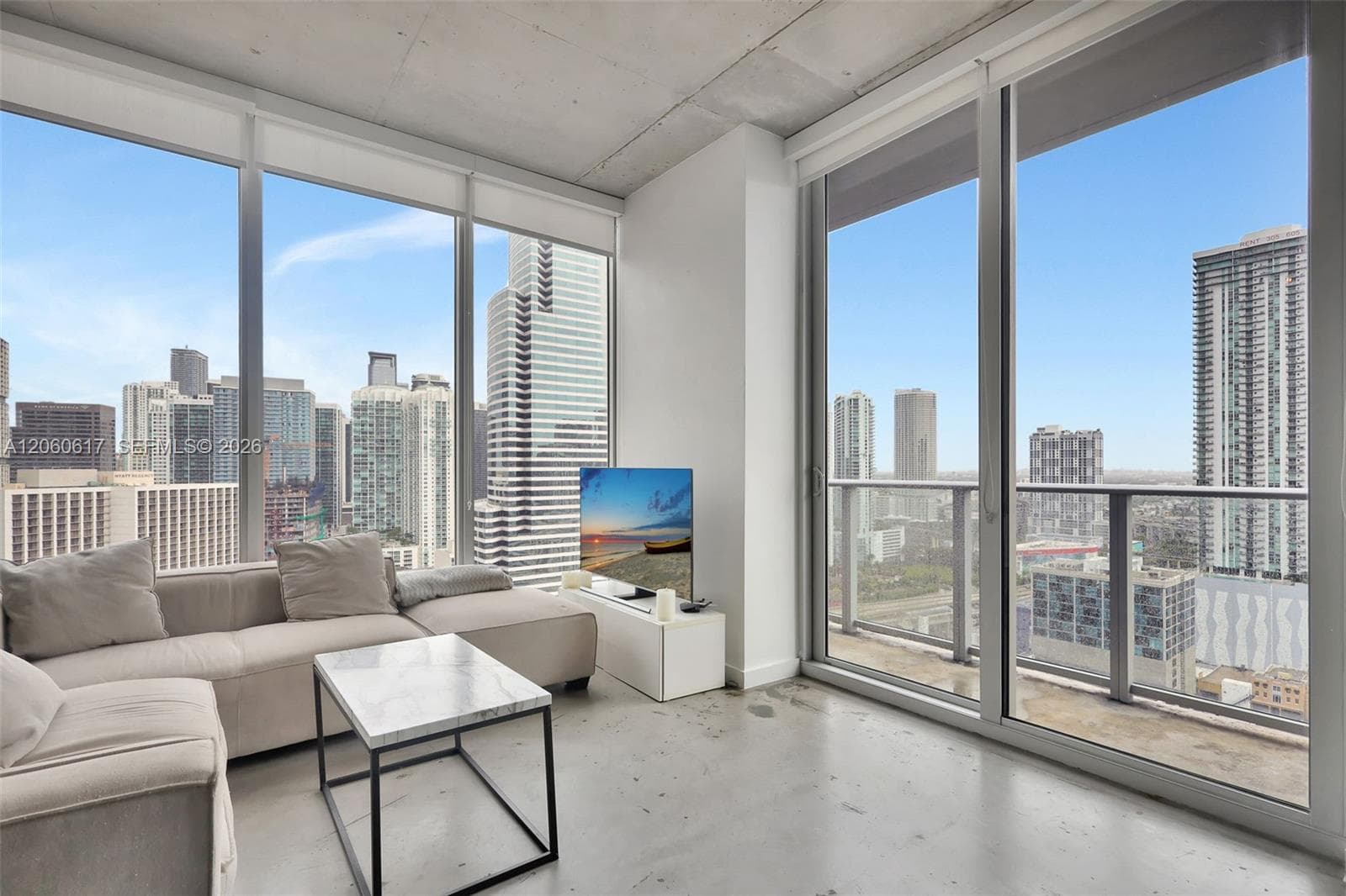 151 SE 1st St # 2511, Miami FL 33131 photo 2