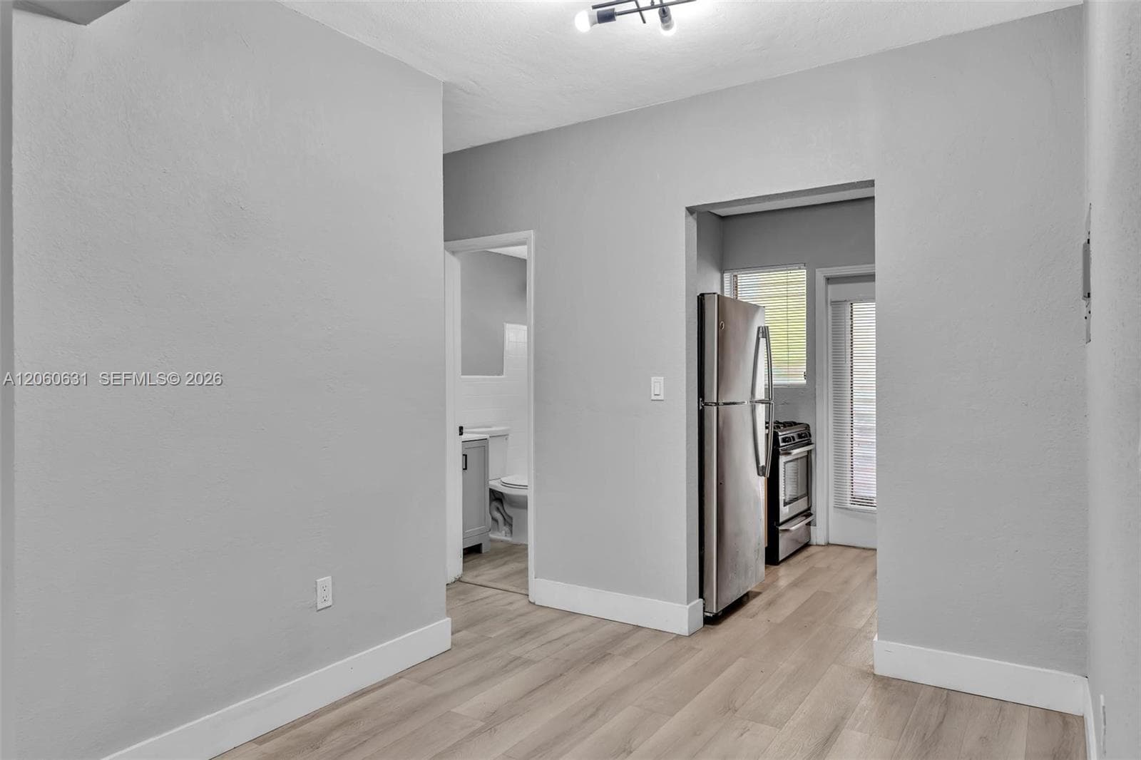 934 Meridian Ave # 6, Miami Beach FL 33139 photo 4