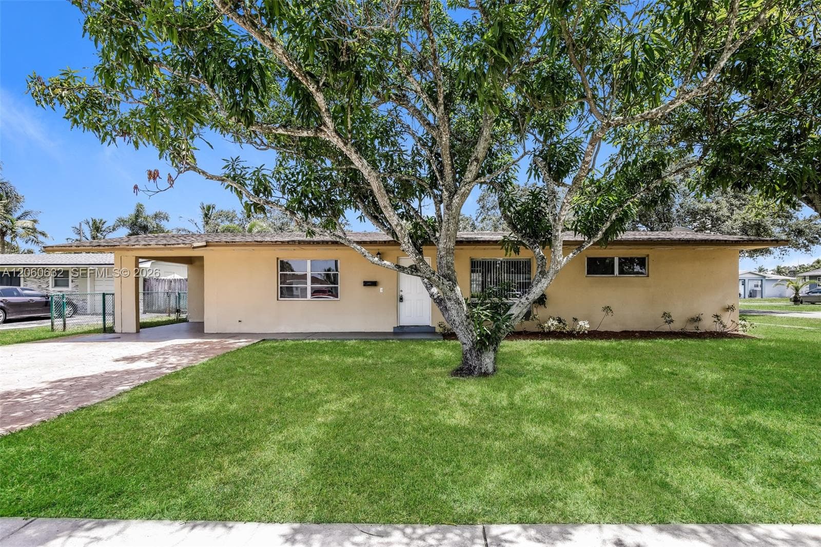 4896 NW 6th Ct, Plantation FL 33317