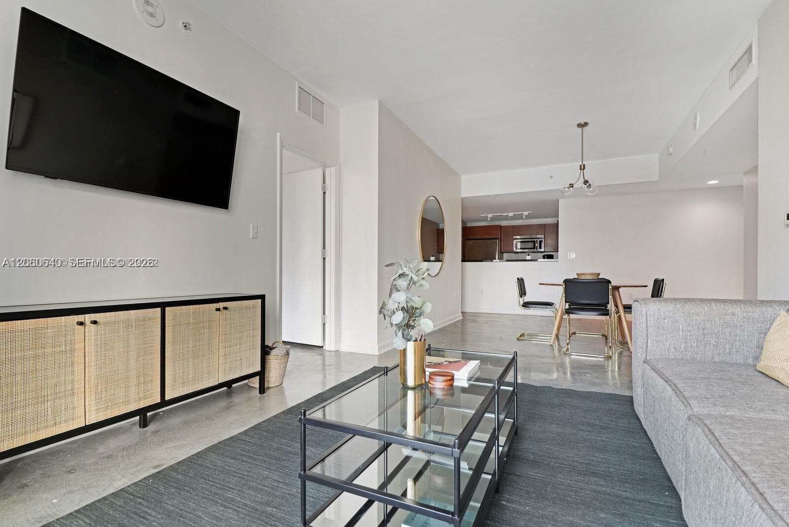253 NE 2nd St # 508, Miami FL 33132 photo 3