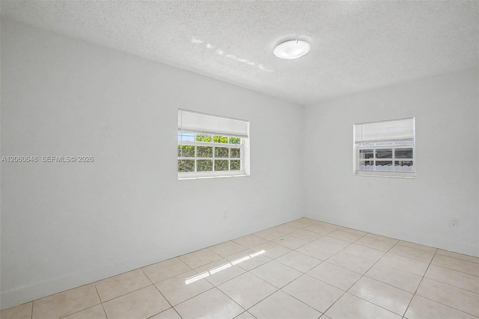 5360 W 2nd Ave, Hialeah FL 33012 photo 5