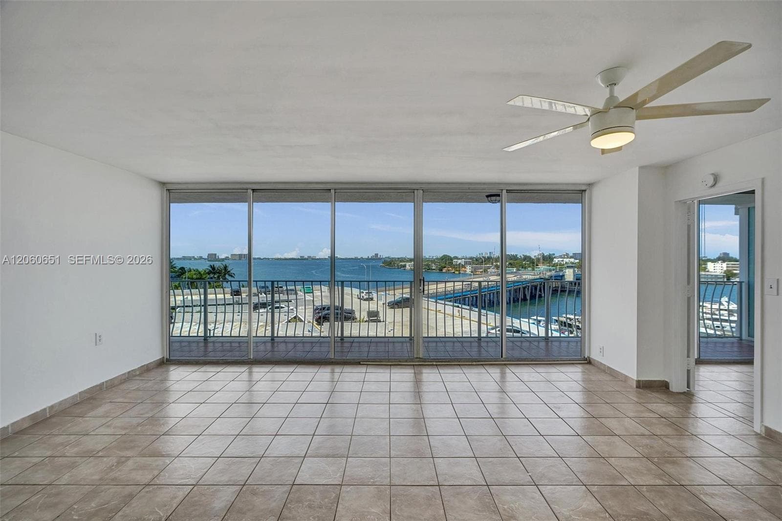 7601 E Treasure Dr # 717, North Bay Village, FL 33141 photo 4
