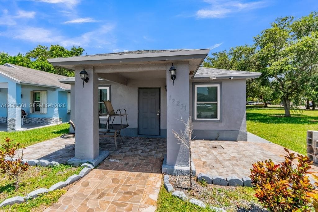 12231 SW 202nd St, Miami FL 33177 photo 2