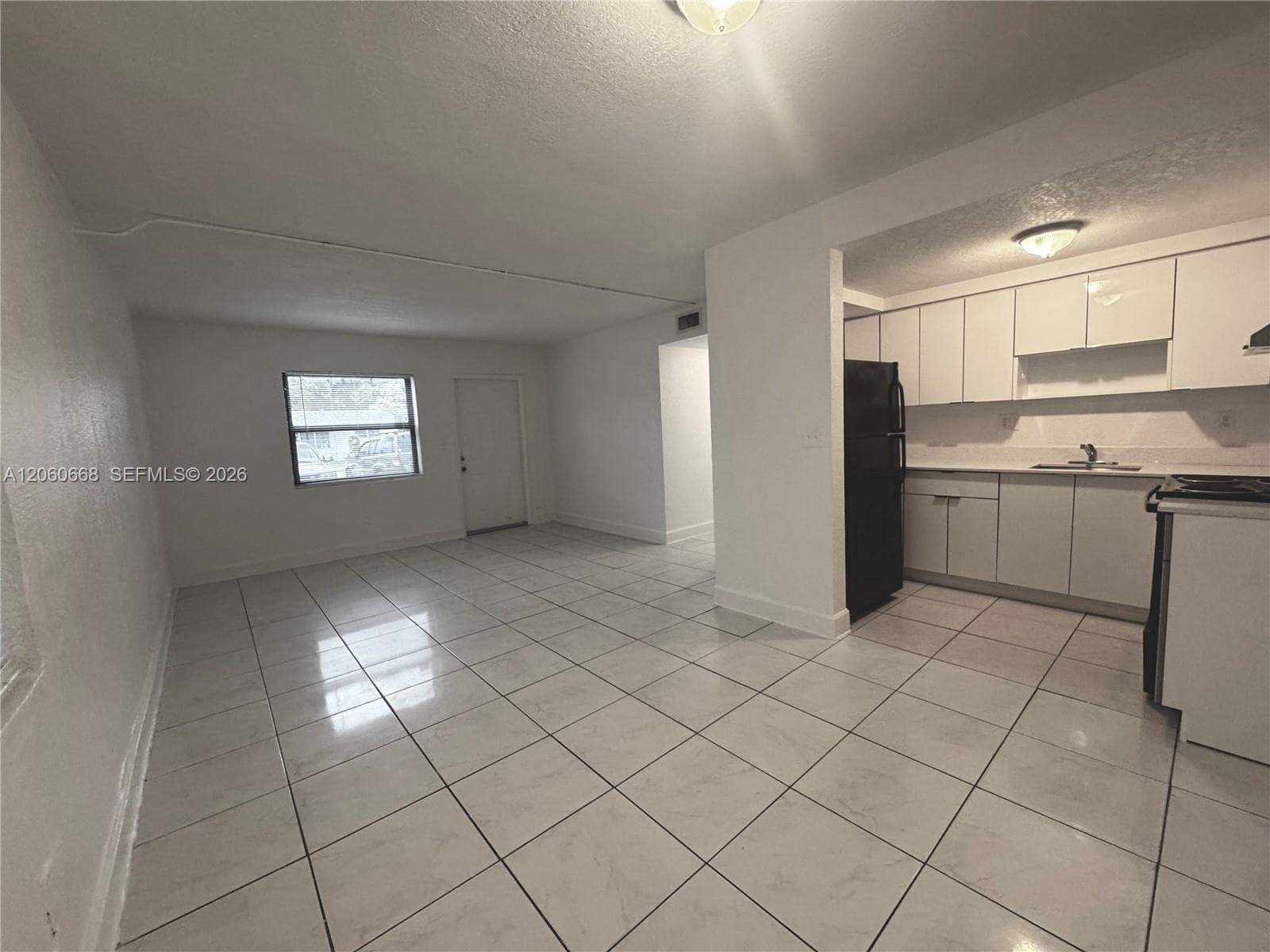 1530 NE 136th St # 10, North Miami FL 33161