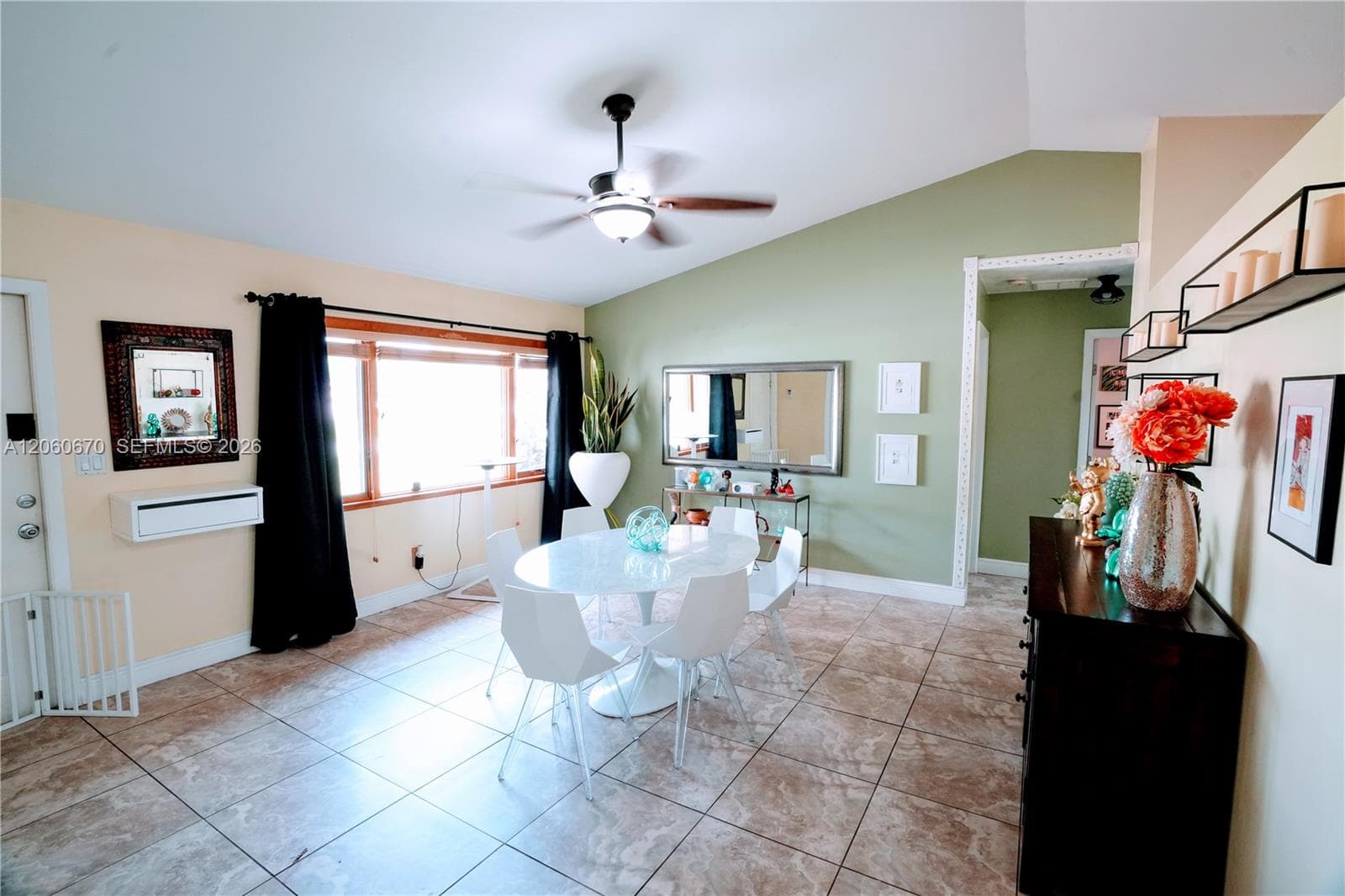 2304 SE 8th Terrace, Cape Coral FL 33990 photo 2