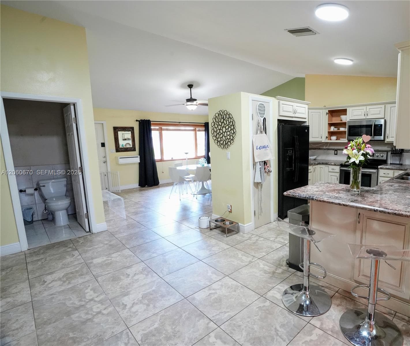 2304 SE 8th Terrace, Cape Coral FL 33990 photo 5