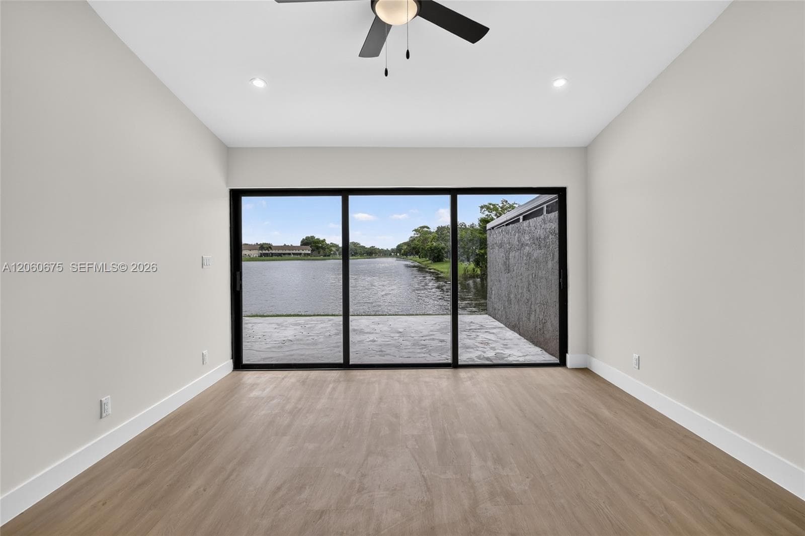 9575 NW 38th Pl, Sunrise FL 33351