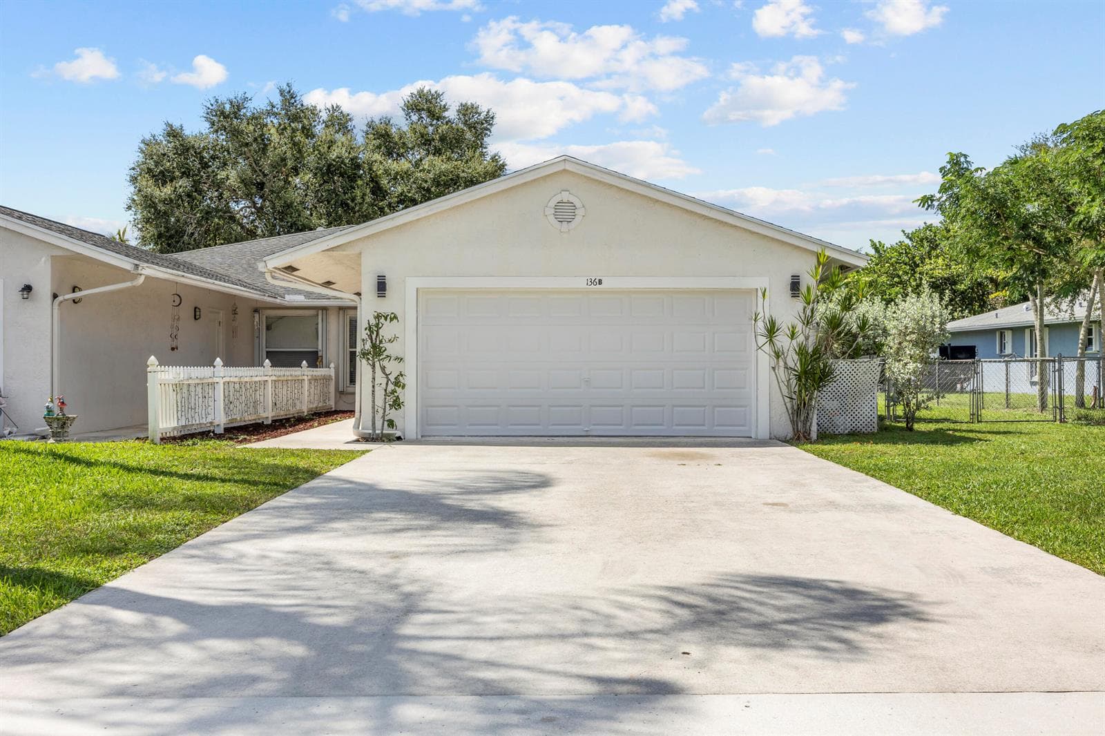 136 Sparrow Drive # B, Royal Palm Beach FL 33411