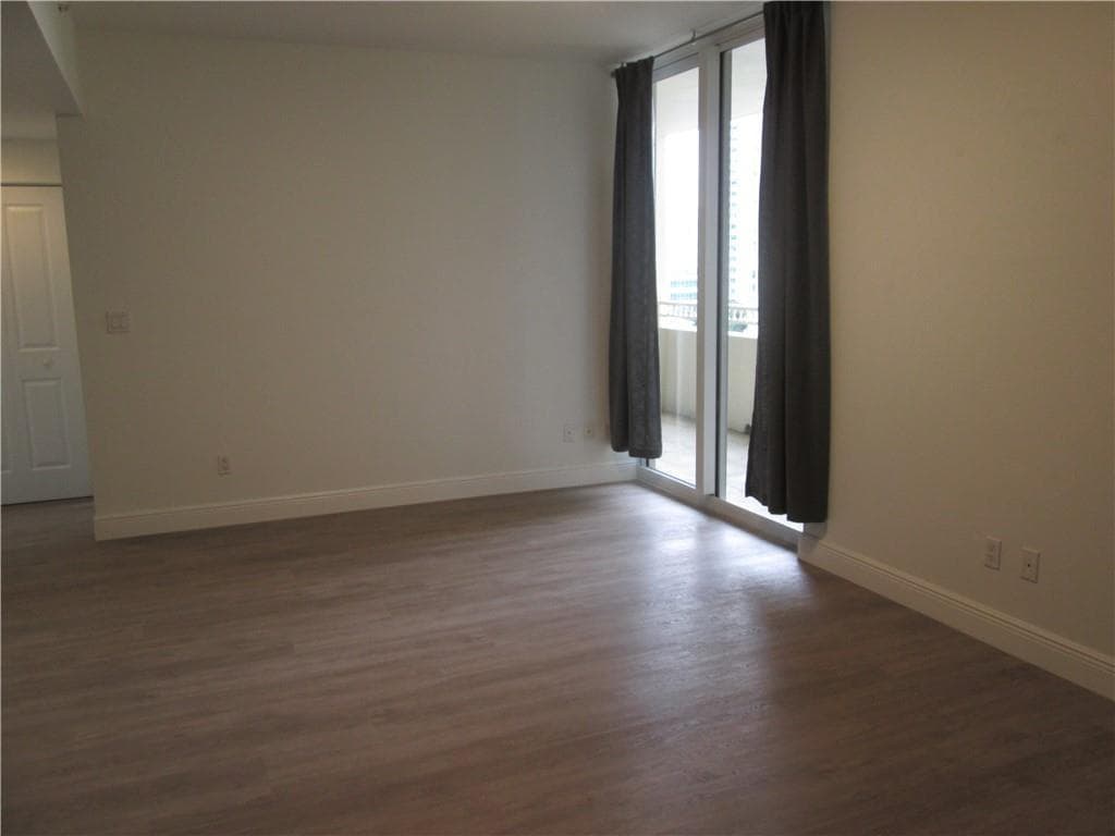 511 SE 5TH Avenue # 1419, Fort Lauderdale FL 33301 photo 2