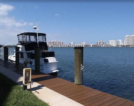 16546 NE 26TH Avenue # 6J, North Miami Beach FL 33160 photo 3