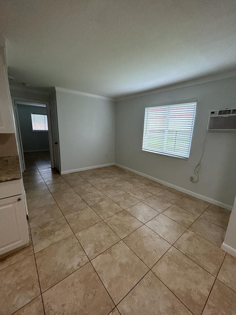 1119 NW 6TH Avenue # 4, Pompano Beach, FL 33060 photo 4