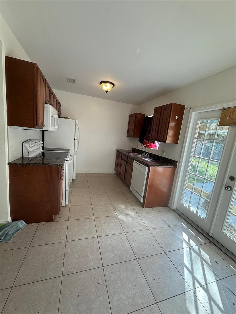 1139 NW 9TH Avenue, Fort Lauderdale FL 33311 photo 5