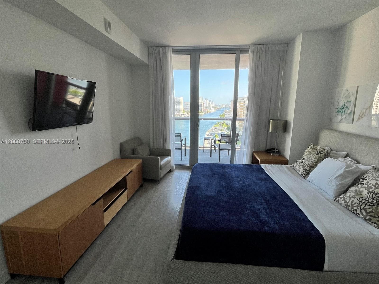 2602 E Hallandale Beach Blvd # 1105, Hallandale Beach FL 33009 photo 2