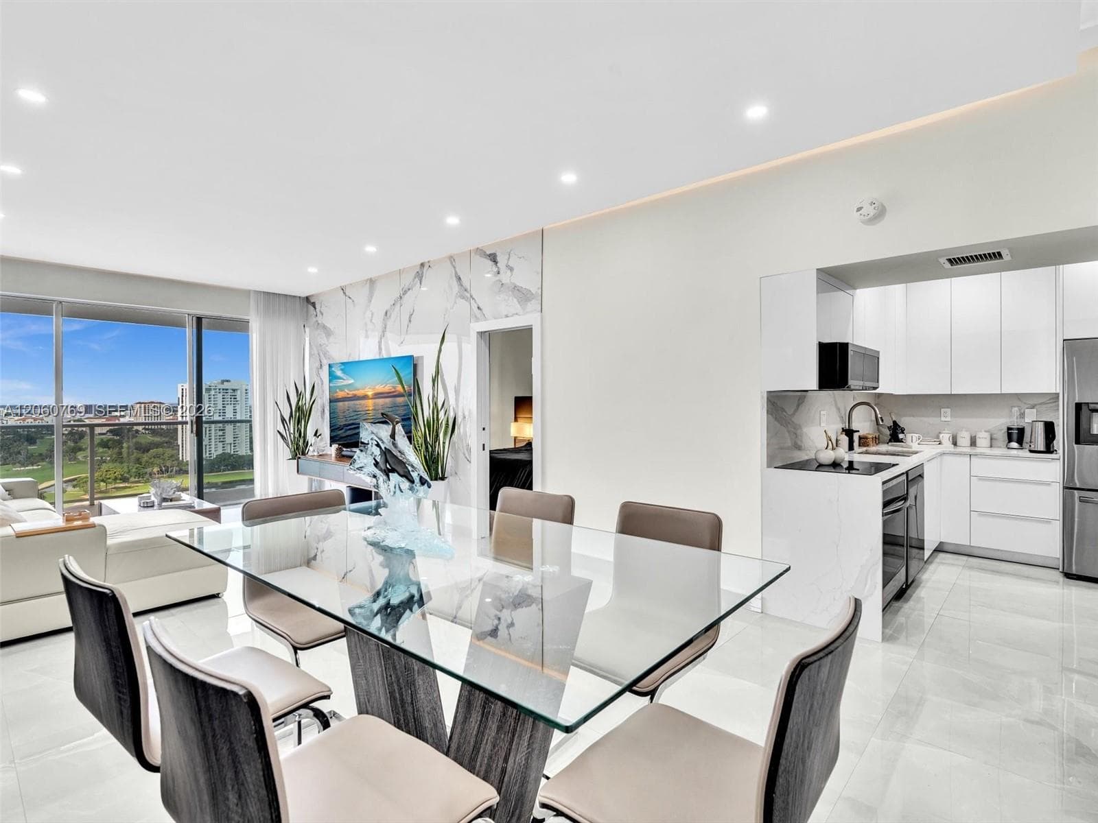 3731 N Country Club Dr # PH-24, Aventura FL 33180 photo 5