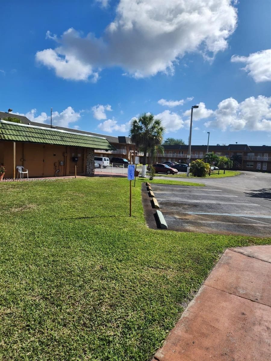 291 NW 177th St # 120, Miami Gardens FL 33169 photo 3