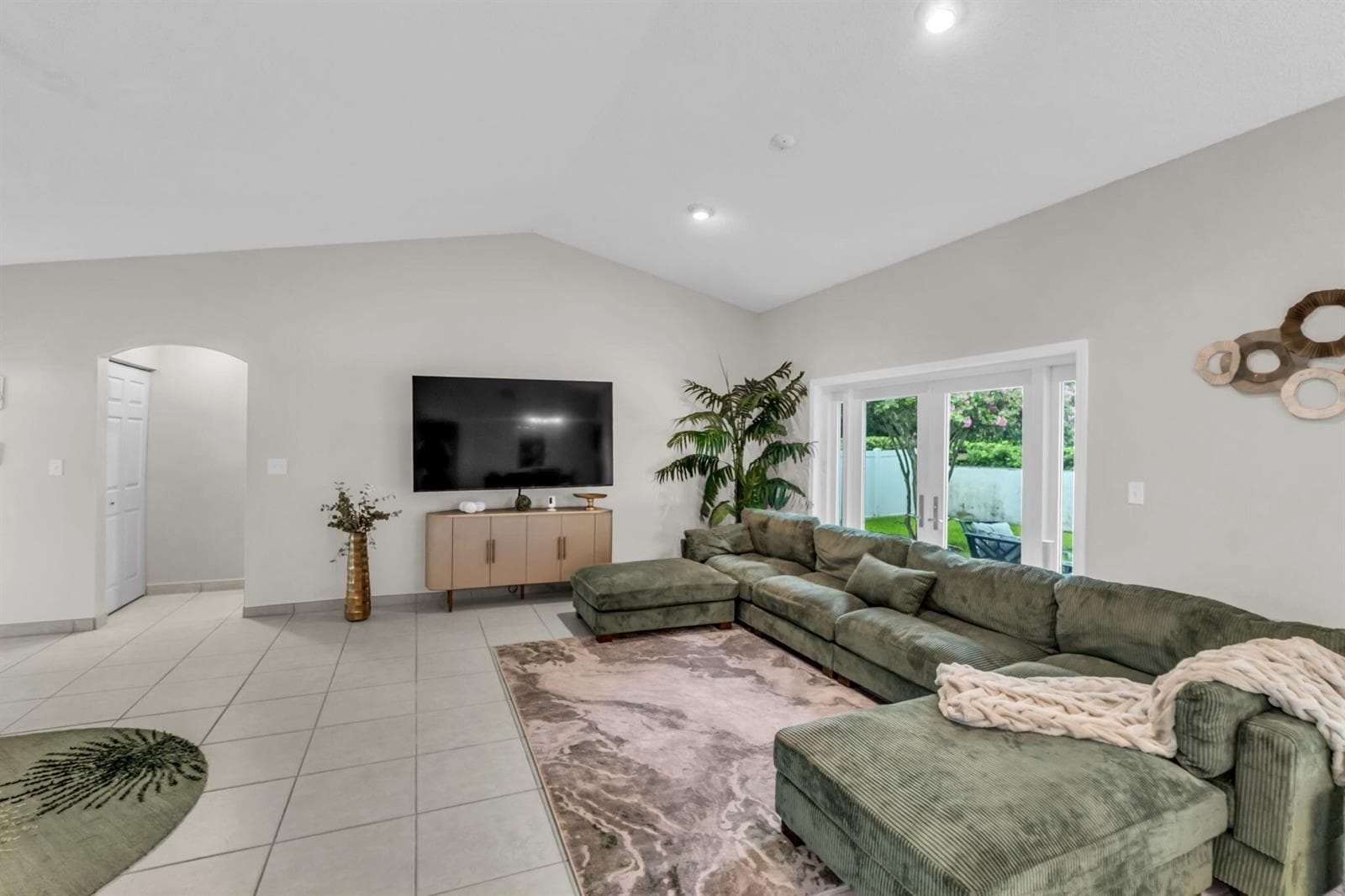 13421 SW 17TH Court, Miramar FL 33027 photo 5