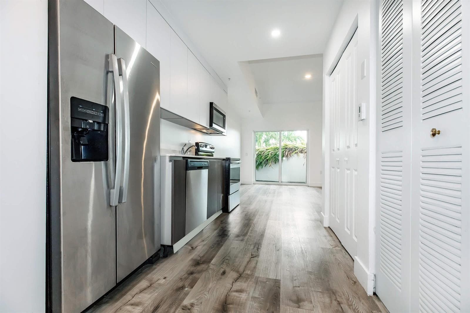 39 NW 7TH Avenue # 405, Miami, FL 33128 photo 3