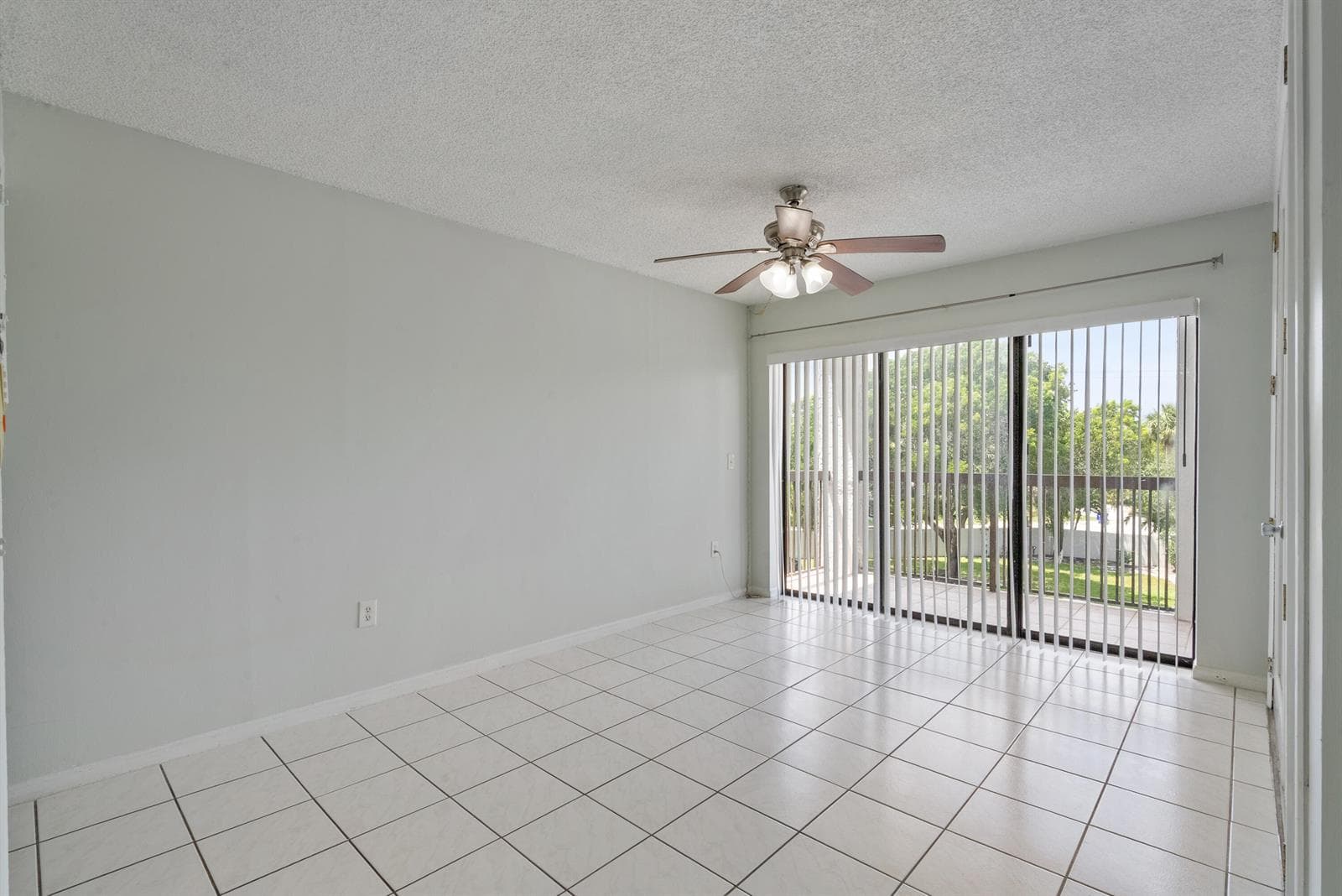 701 NW 19TH Street # 306, Fort Lauderdale FL 33311 photo 3