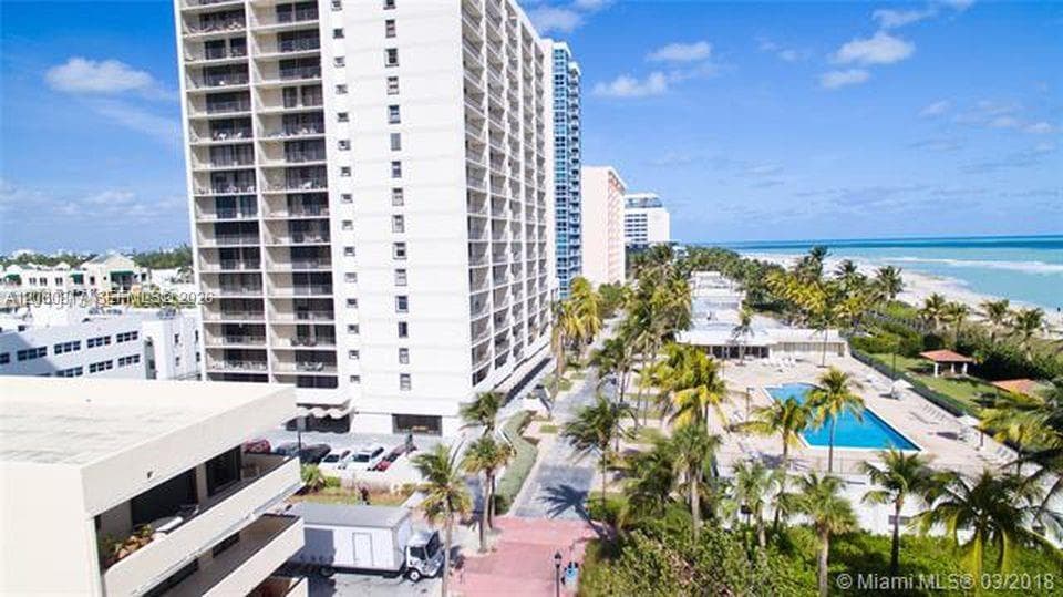 2625 Collins Ave # 810, Miami Beach FL 33140