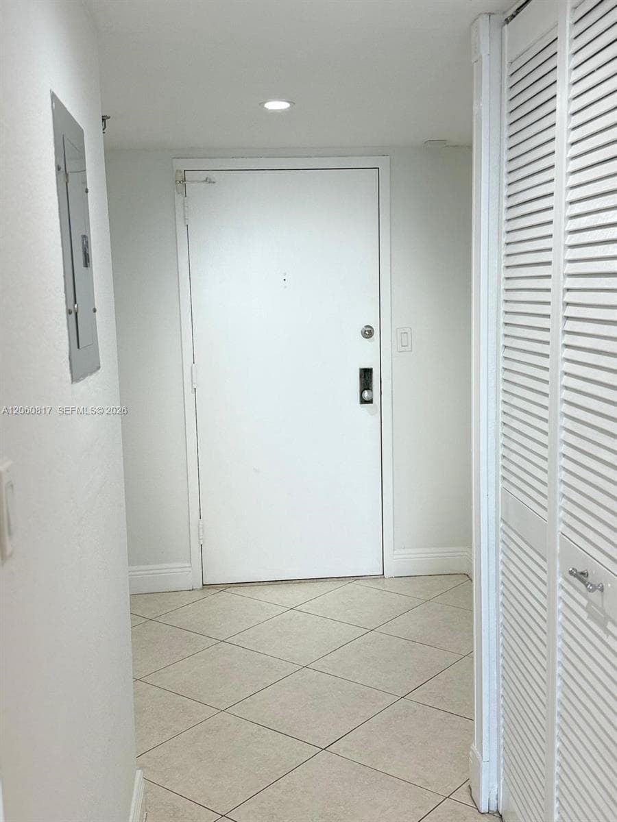 2625 Collins Ave # 810, Miami Beach FL 33140 photo 5