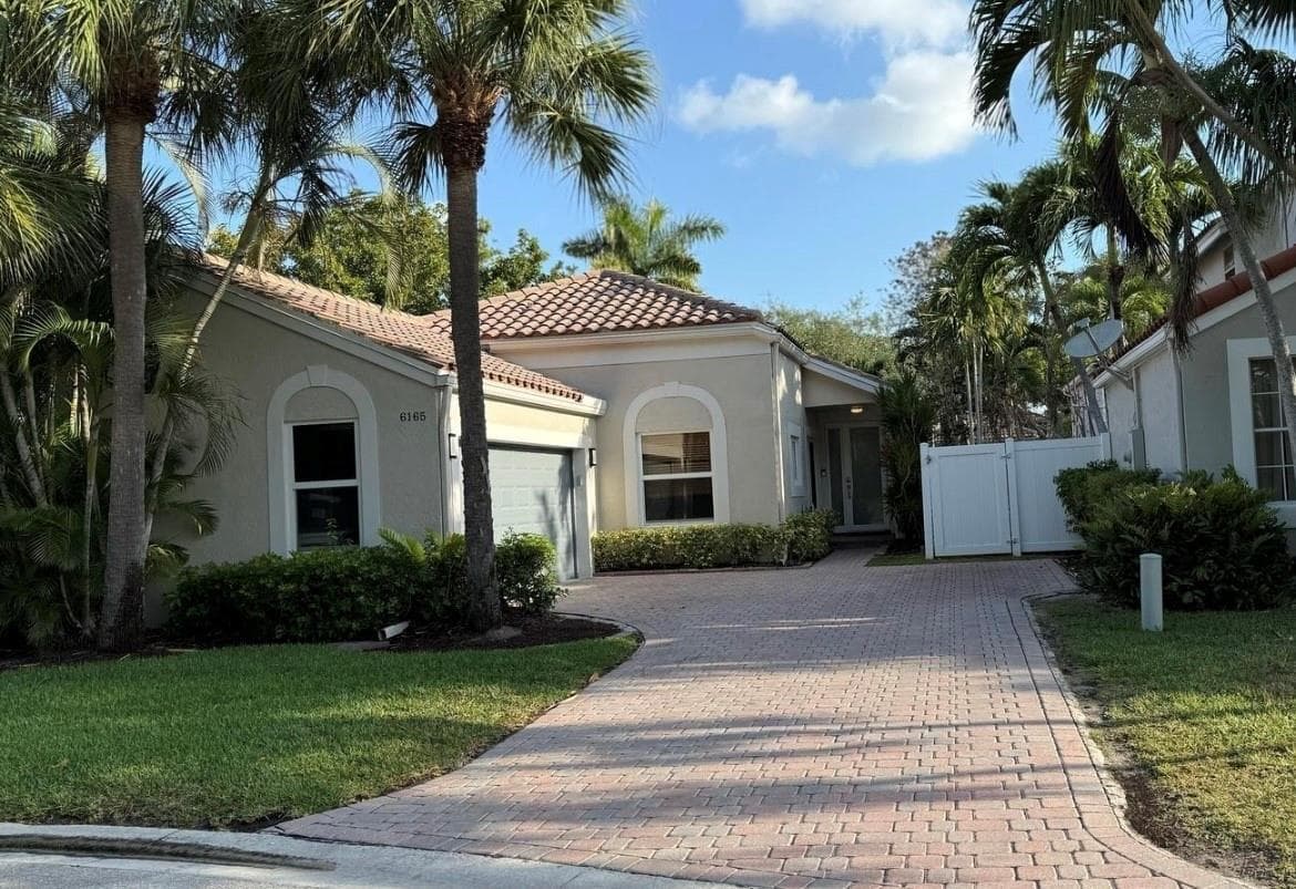 6165 NW 77th Place, Parkland FL 33067