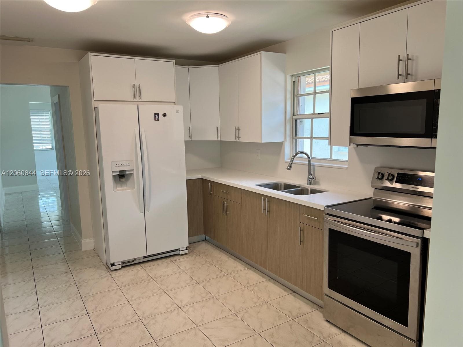 421 NW 57th Ct, Miami FL 33126 photo 2