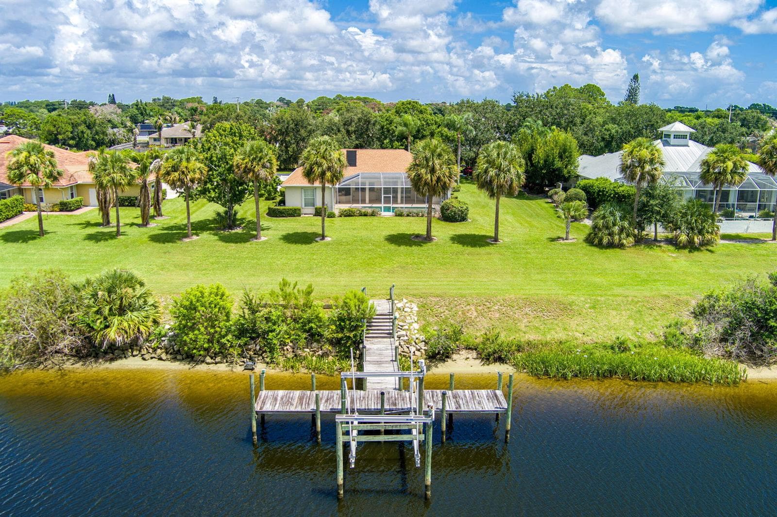 2624 SW River Shore Drive, FL 34984 photo 5