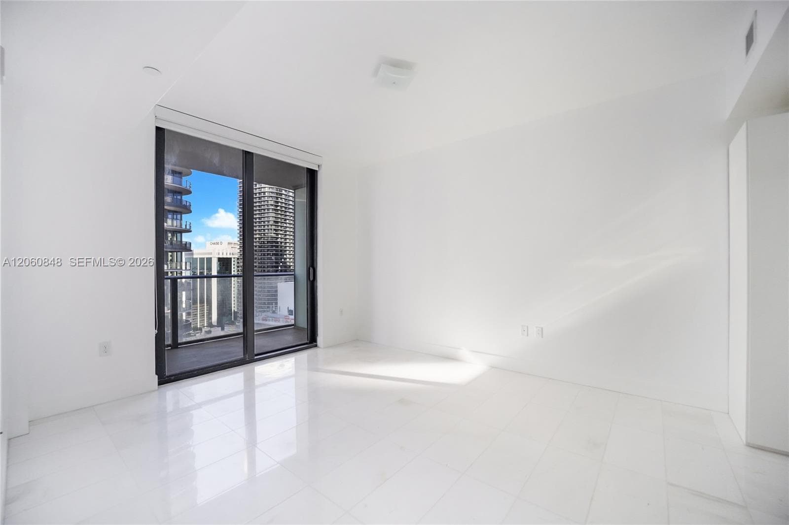 1010 Brickell Ave # 2708, Miami, FL 33131 photo 5
