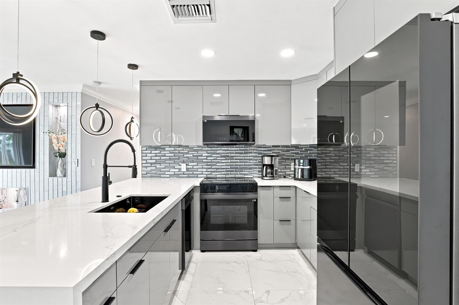 2331 SW 50TH Terrace, Fort Lauderdale FL 33317 photo 5