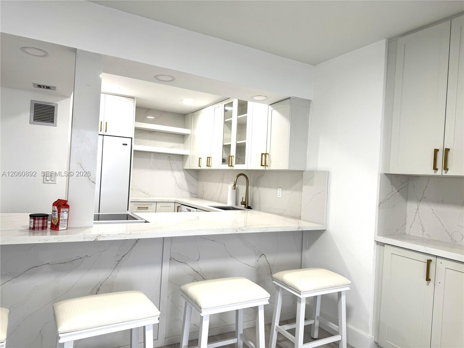 3140 S Ocean Dr # 2403, Hallandale Beach FL 33009 photo 4