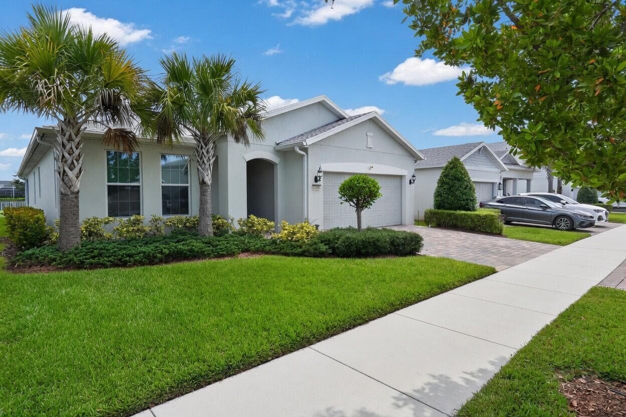 10430 SW Captiva Drive, Port St. Lucie FL 34987 photo 2