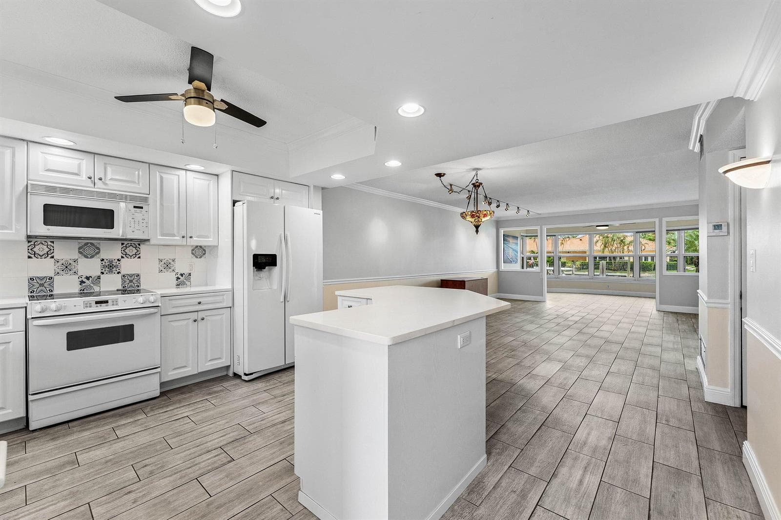 3031 NE 51ST Street # 106W, Fort Lauderdale FL 33308 photo 2