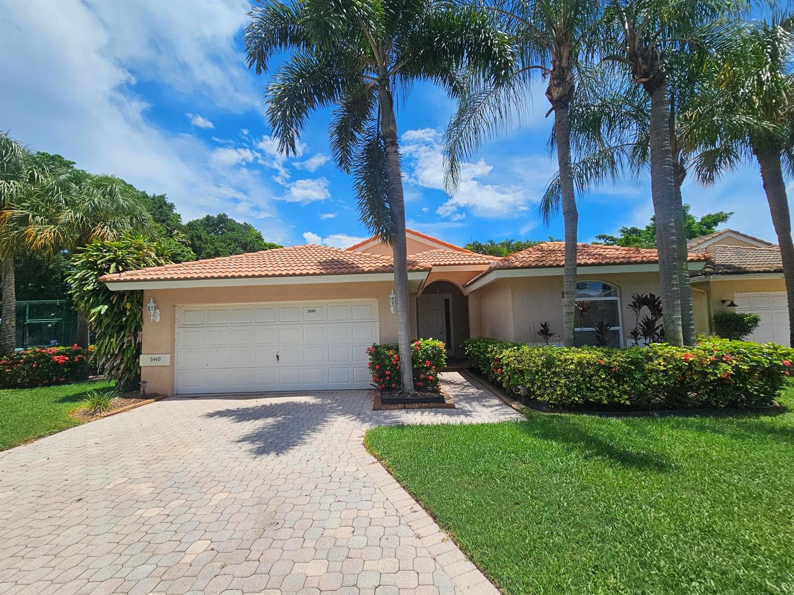 5449 Grande Palm Circle, Delray Beach FL 33484