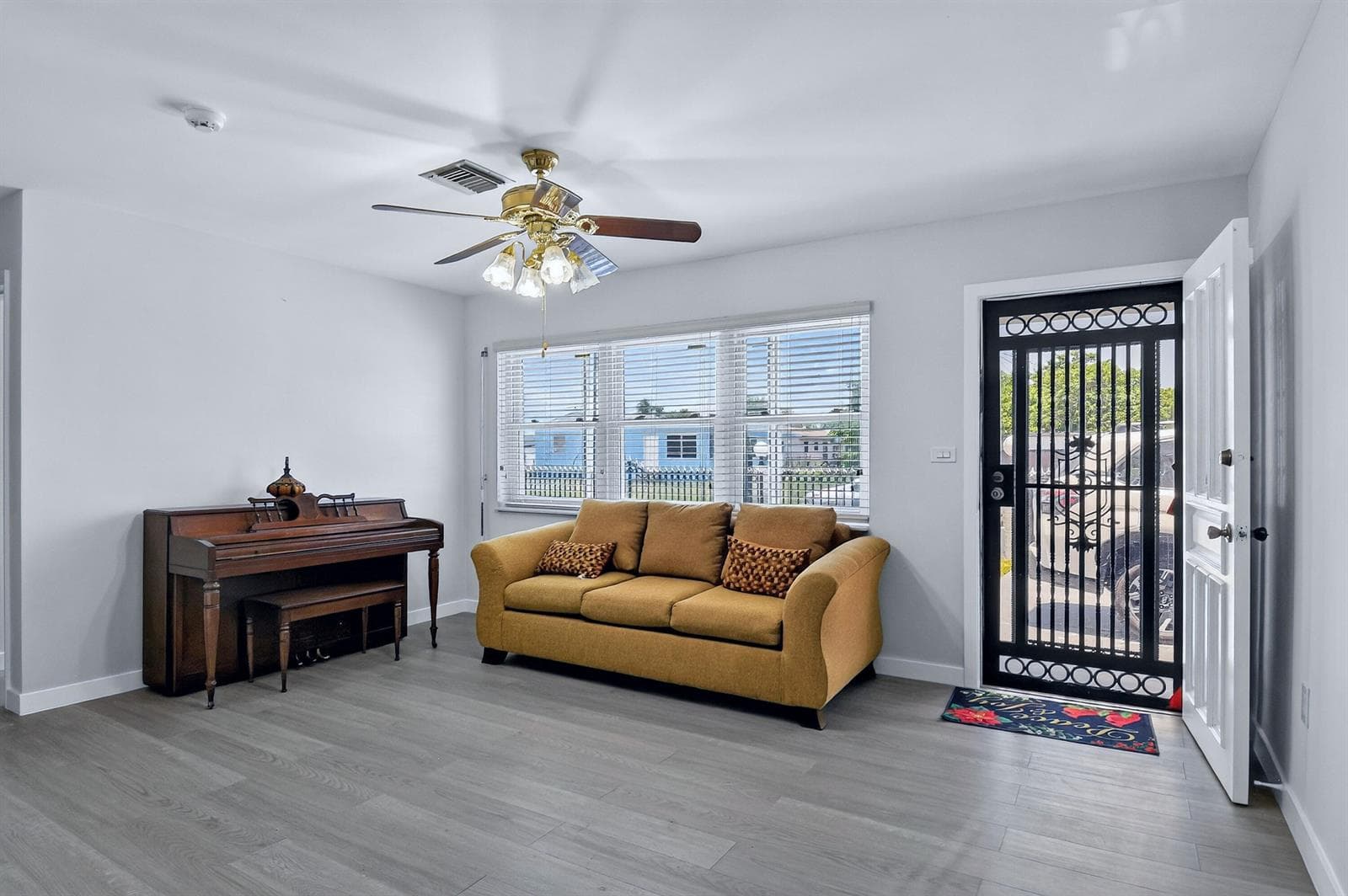 3110 NW 211TH Street, Miami Gardens FL 33056 photo 4