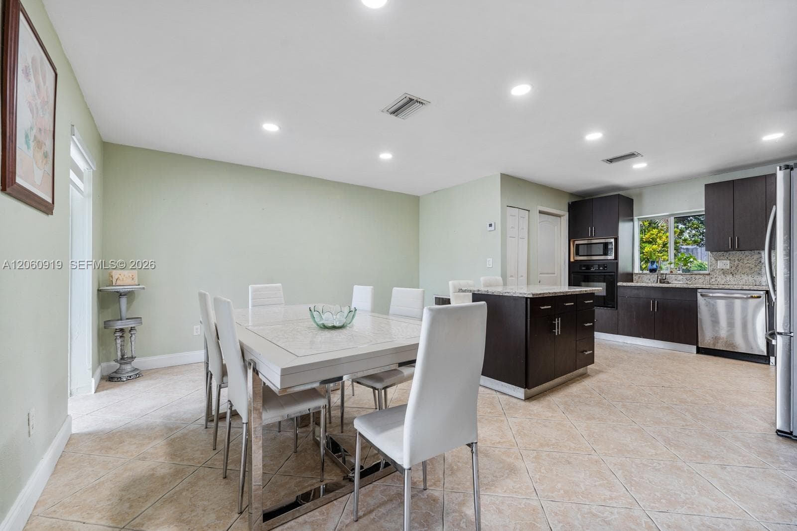10615 SW 200th St, Cutler Bay FL 33157 photo 5