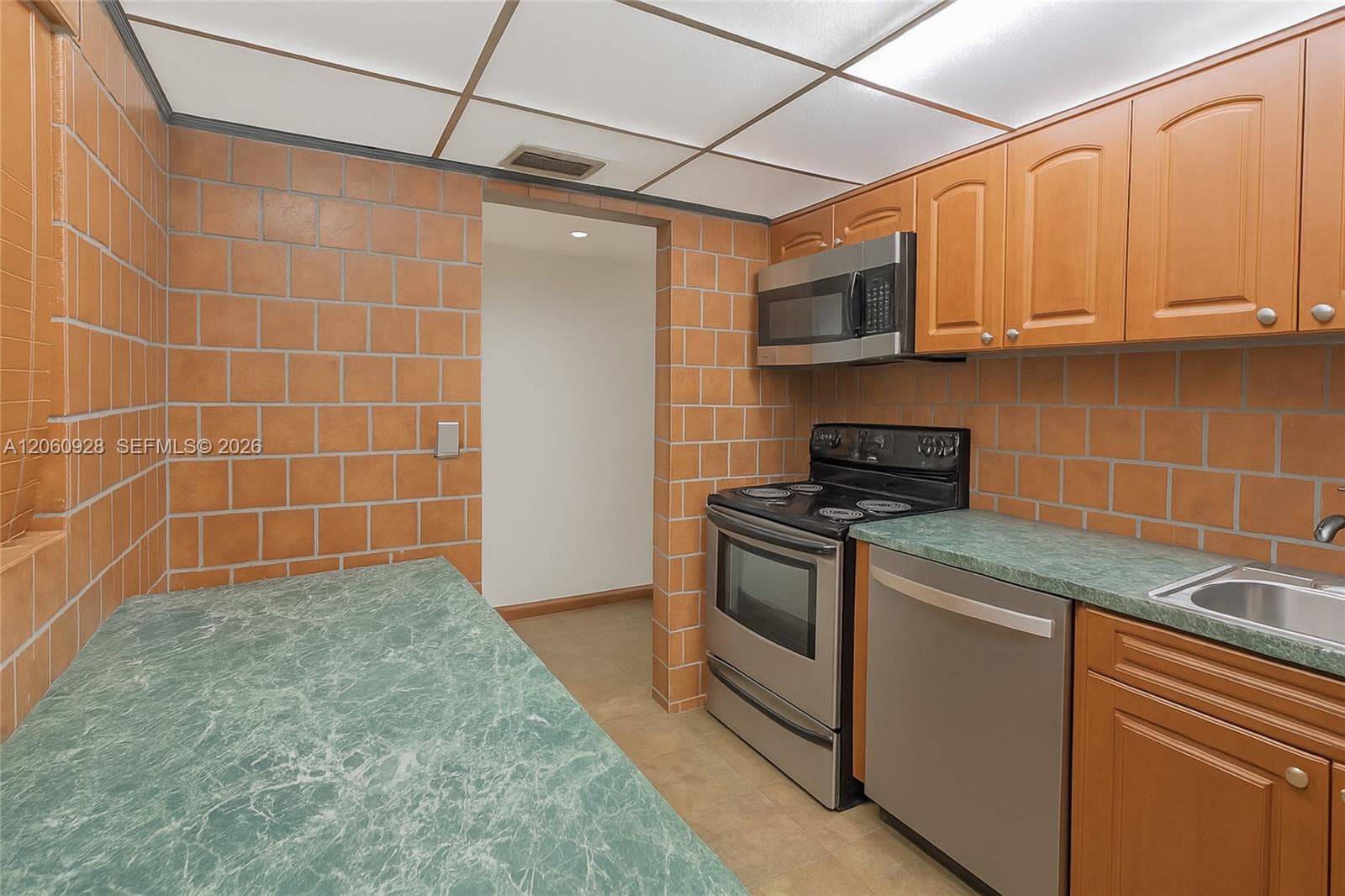 8760 SW 133rd Ave Rd # 220, Miami, FL 33183 photo 2