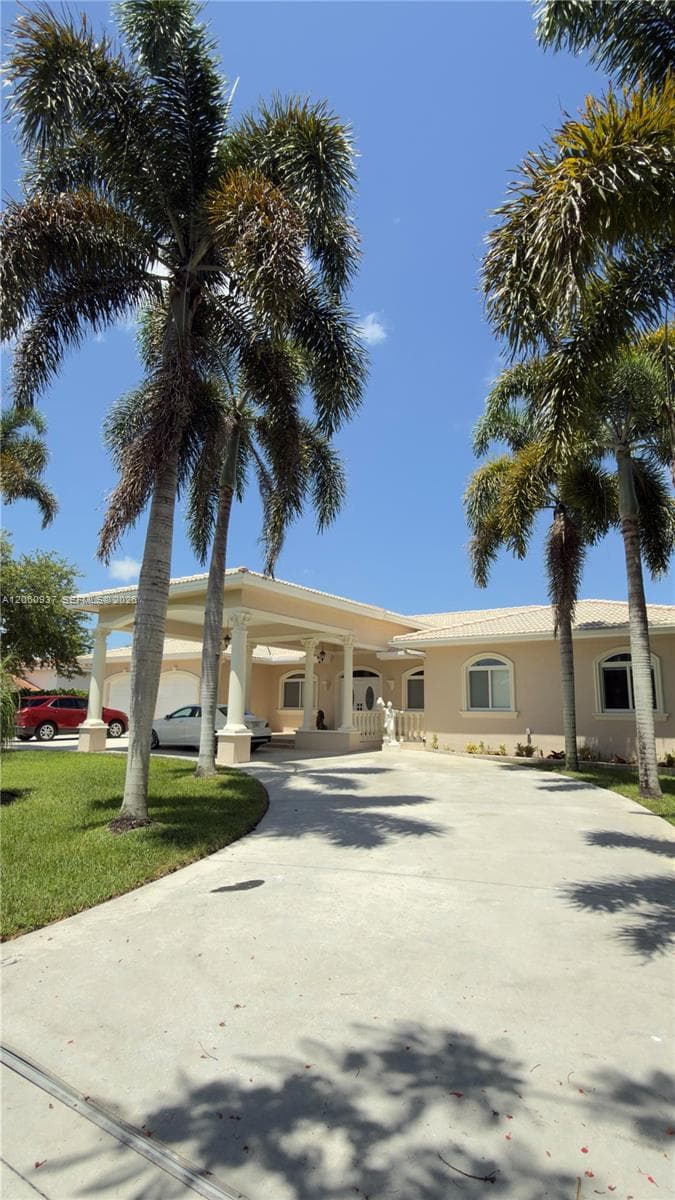 27803 SW 172nd Pl, Homestead FL 33031 photo 2