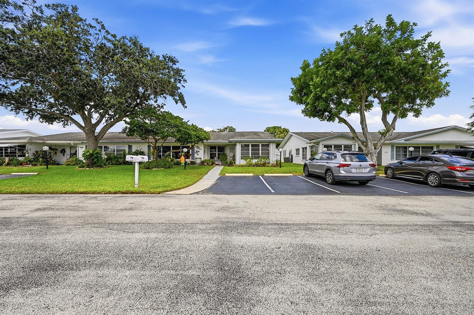 8621 NW 10th Street, Plantation FL 33322 photo 3