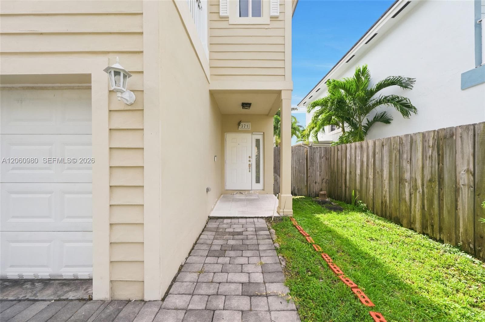 371 NE 32nd Ter, Homestead FL 33033 photo 4